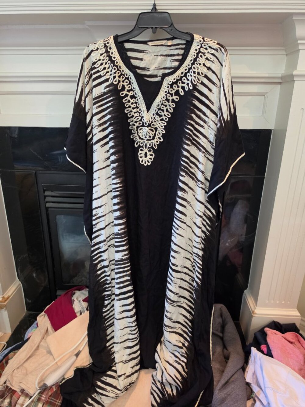 Ladies kaftan caftan muumuu lounging tunic black and white size XL